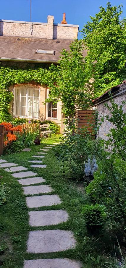 Appartement De Charme Au Coeur De Nevers Dış mekan fotoğraf